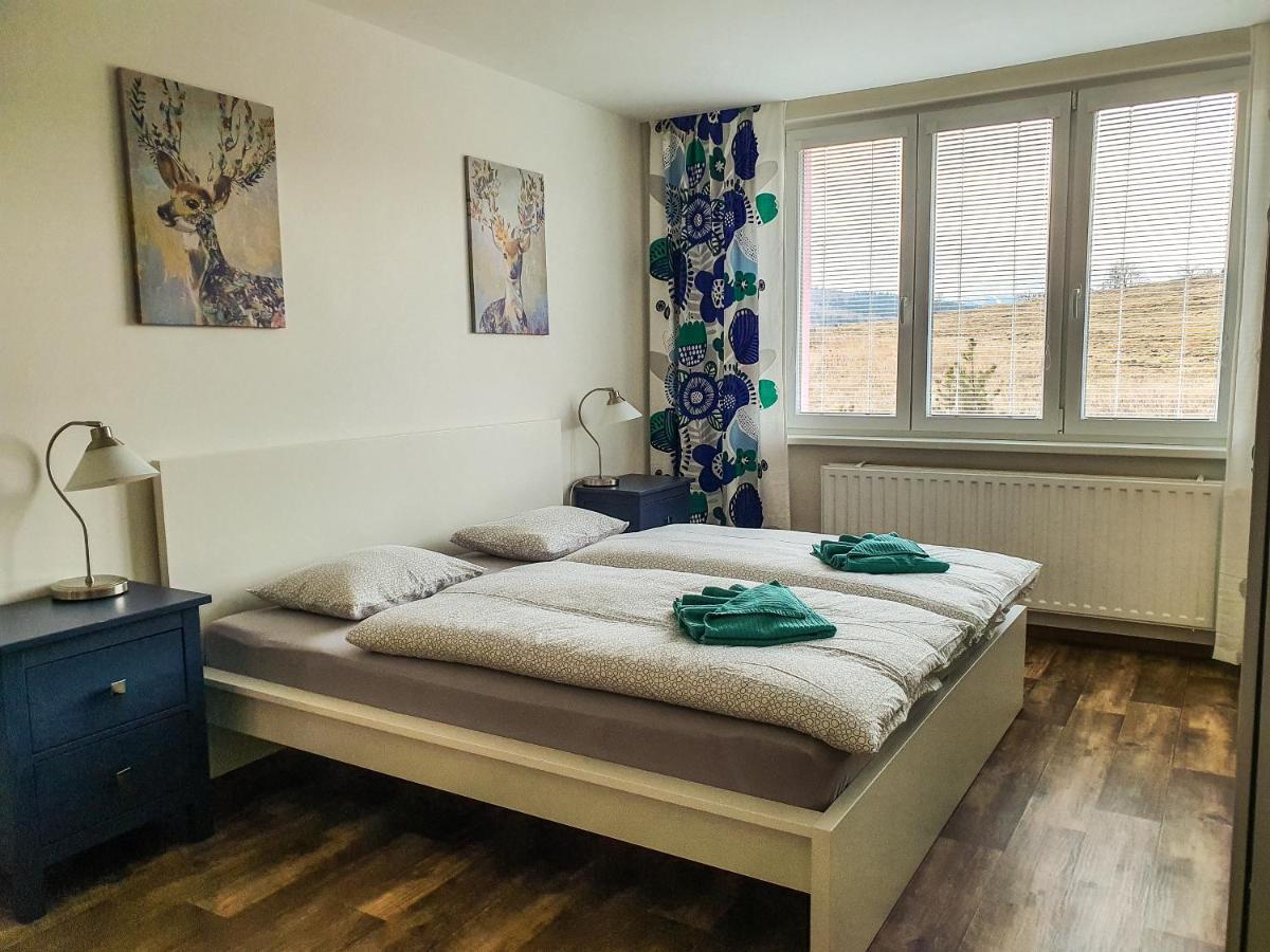 Apartmany Schmiedeberg U Klinovce Kovářská Exteriör bild