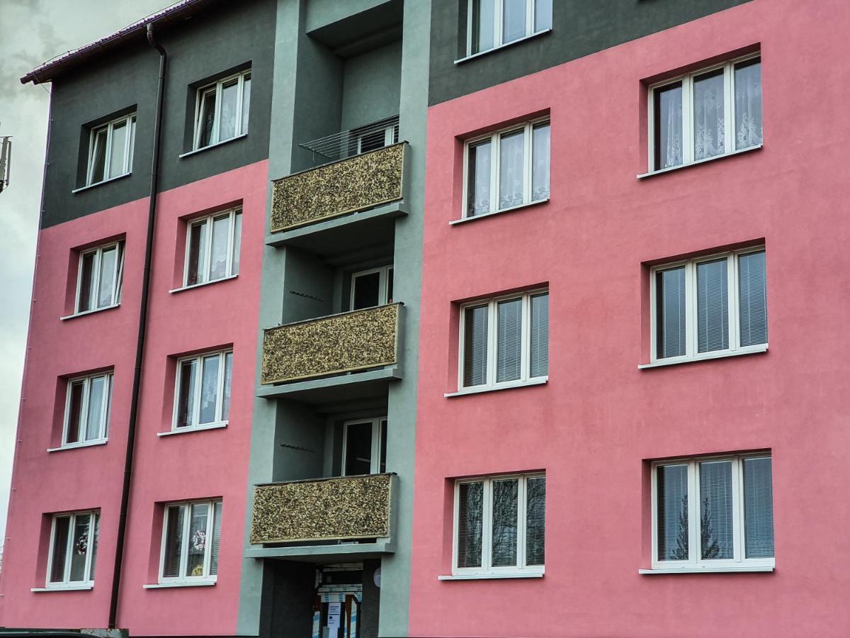 Apartmany Schmiedeberg U Klinovce Kovářská Exteriör bild